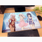 劇場版Fate/kaleid liner プリズマ☆イリヤ Licht 名前の無い少女 描き下ろしラバーマット イリヤ&美遊&クロエ/ルームウェア(橡膠枱墊)※不設寄送《23年12月預定》 日版 全數$298 / ※不設寄送 / 23年10月13日